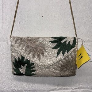 NWT Roller Rabbit suhani clutch handbag